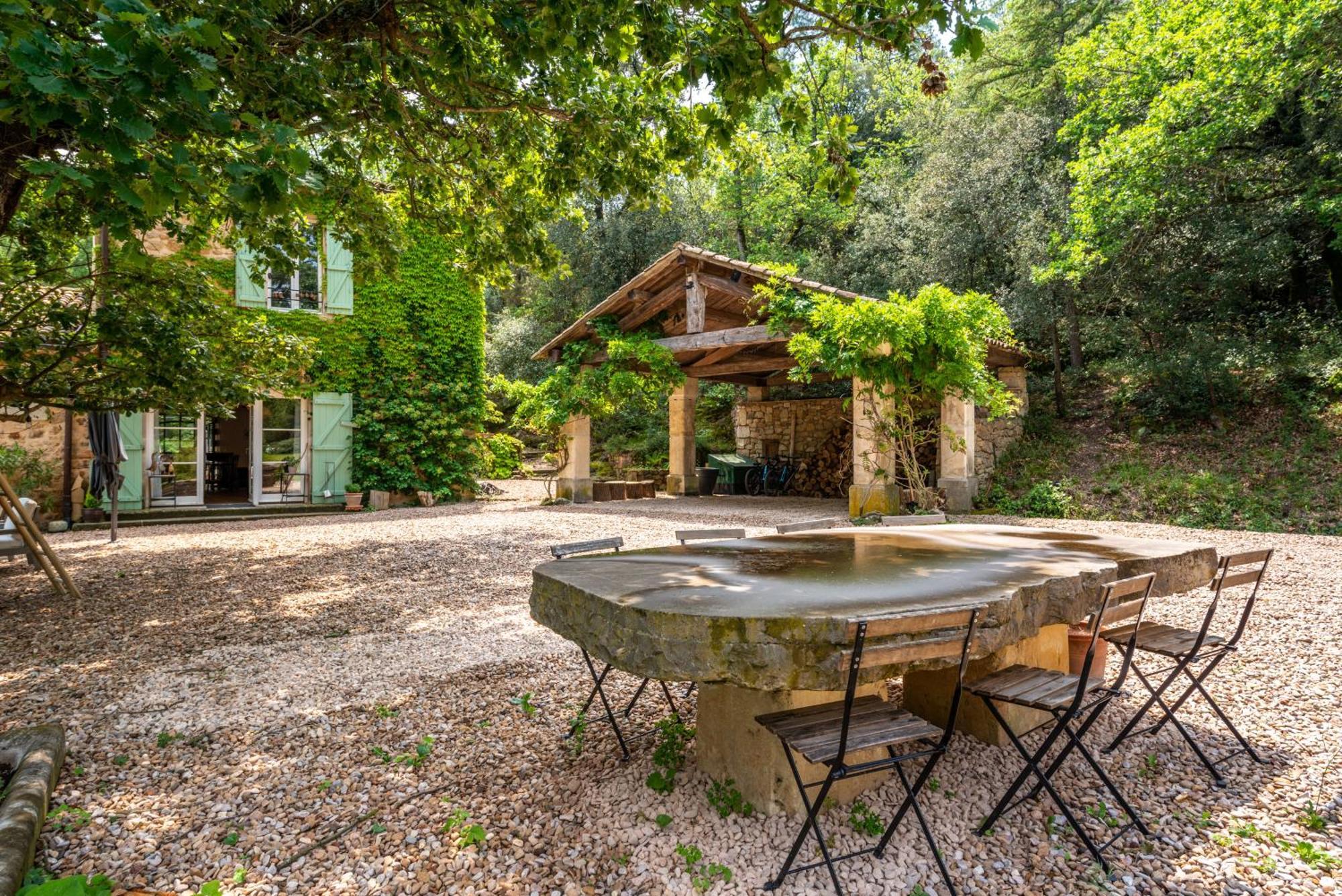 Le Moulin Haut Gites Villeneuvette エクステリア 写真